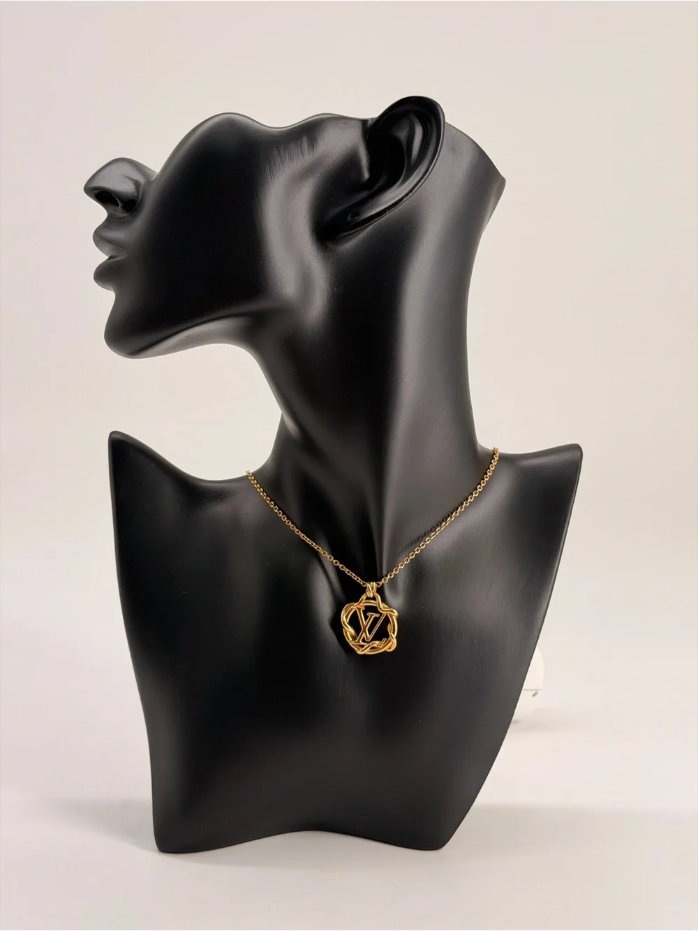 Louis Vuitton Garden Louise Necklace Gold